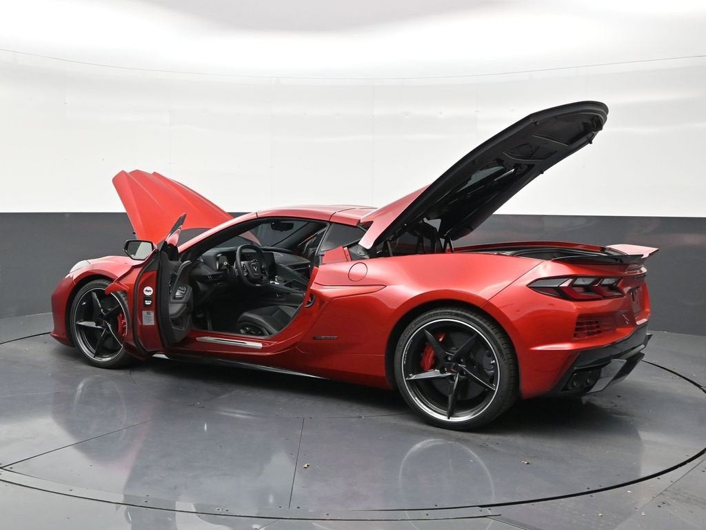 2025 Chevrolet Corvette E-Ray 2LZ