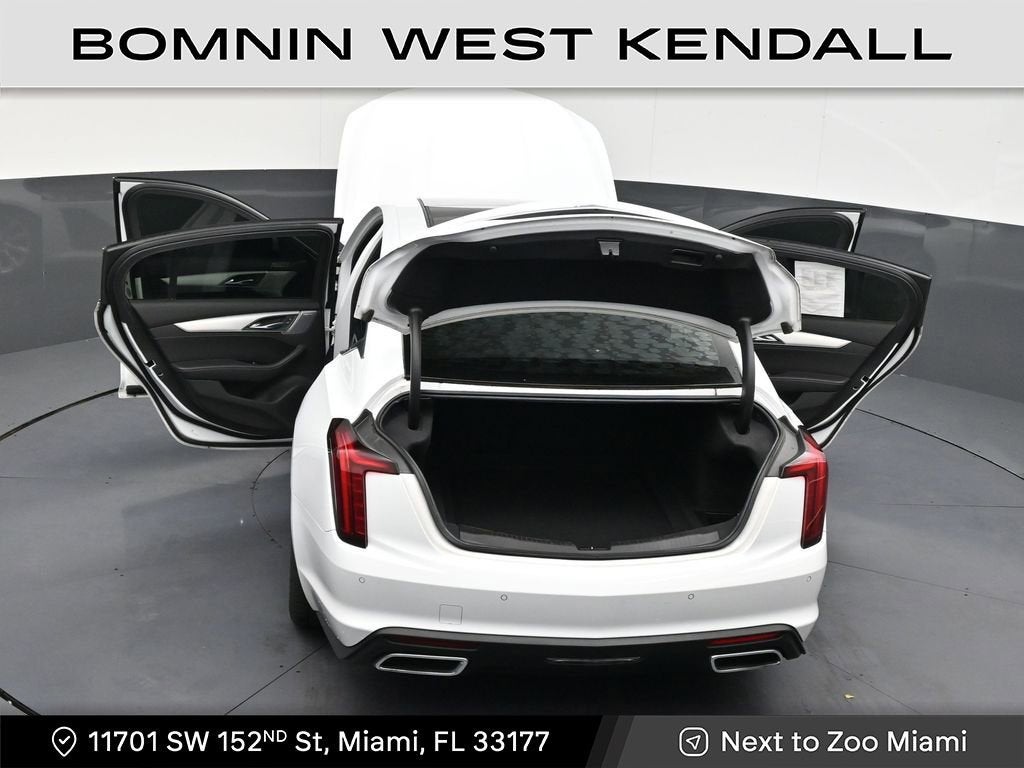 2022 Cadillac CT5 Luxury