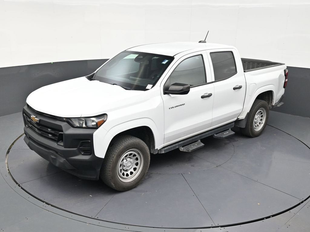 2024 Chevrolet Colorado WT