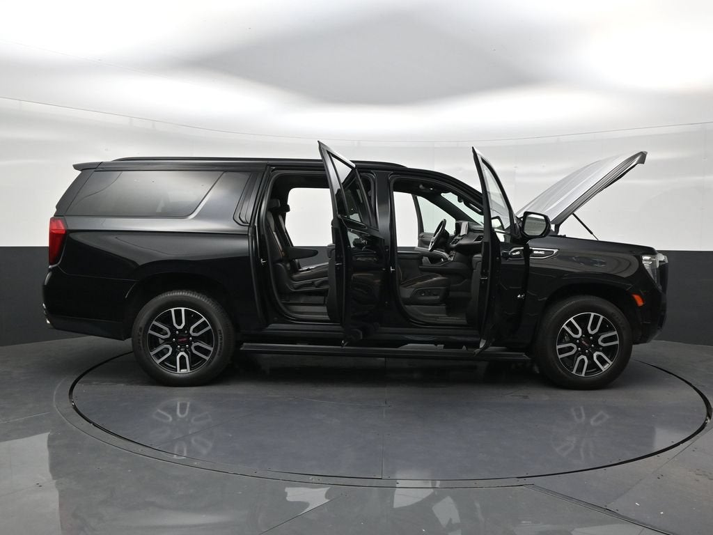 2022 GMC Yukon XL AT4