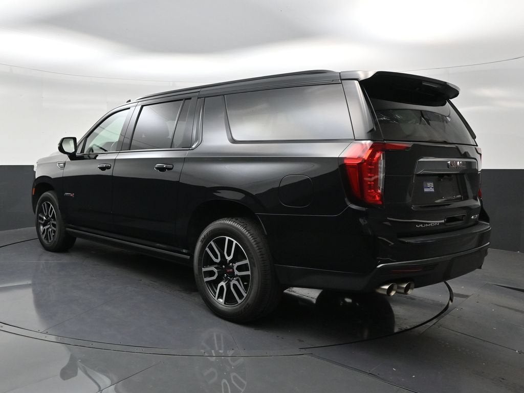 2022 GMC Yukon XL AT4