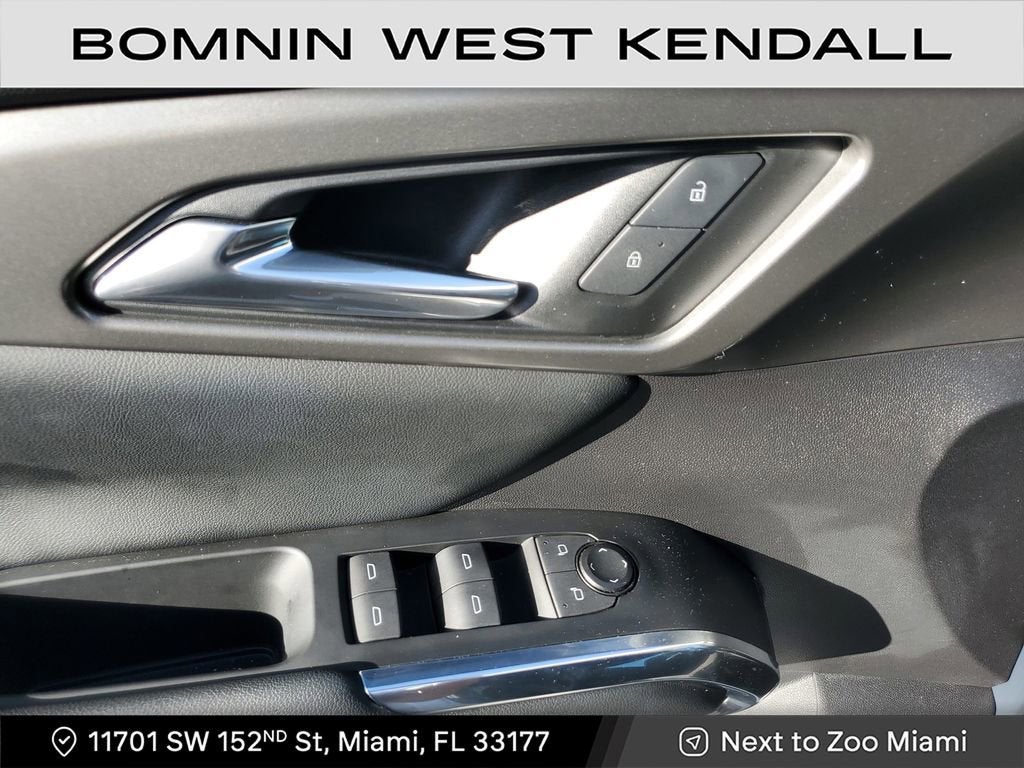 2024 Chevrolet Traverse LS