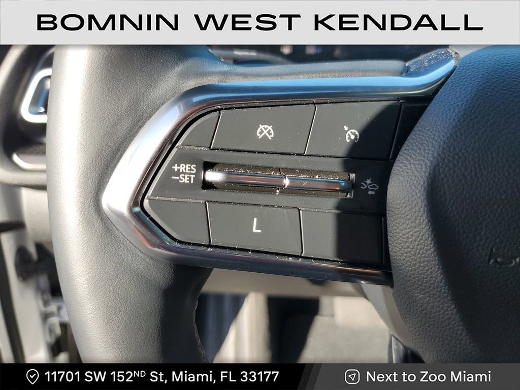 2024 Chevrolet Traverse LS