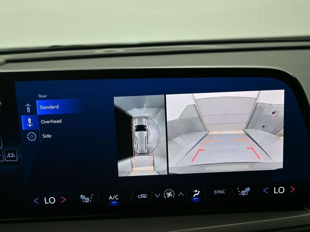 2024 Chevrolet Traverse LS