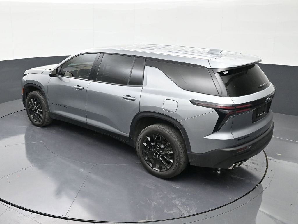 2024 Chevrolet Traverse LS