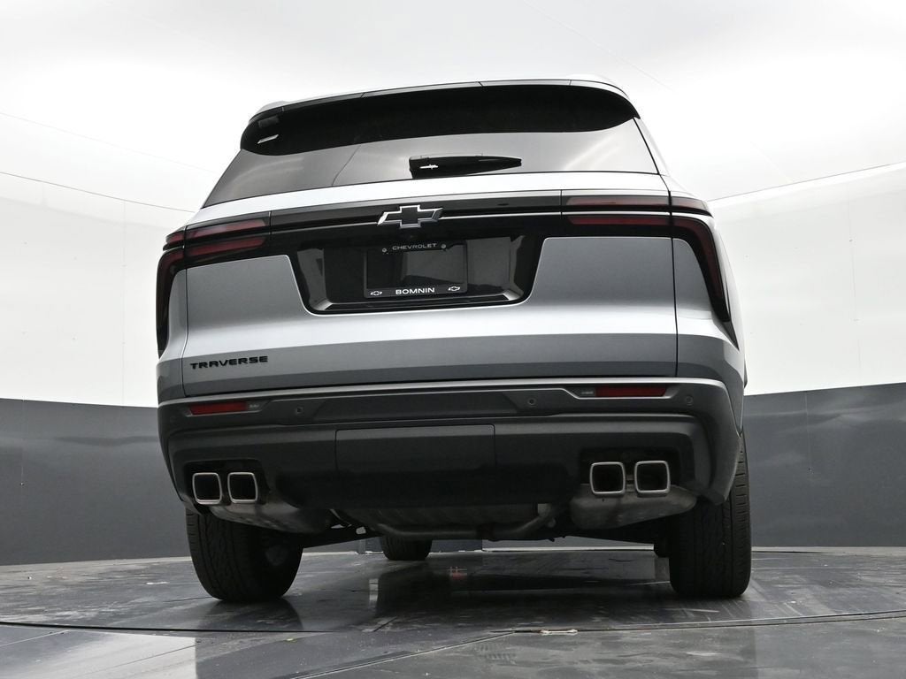 2024 Chevrolet Traverse LS