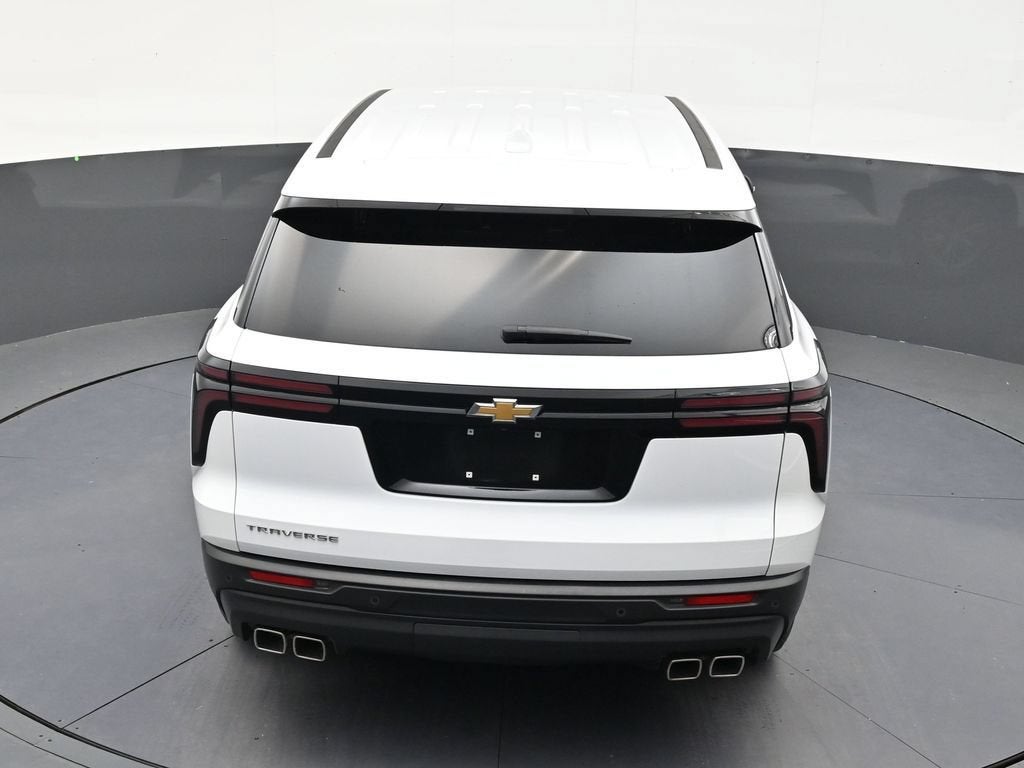 2024 Chevrolet Traverse LS