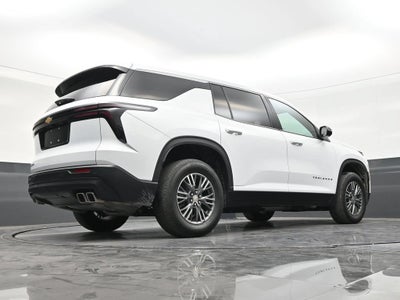 2024 Chevrolet Traverse LS