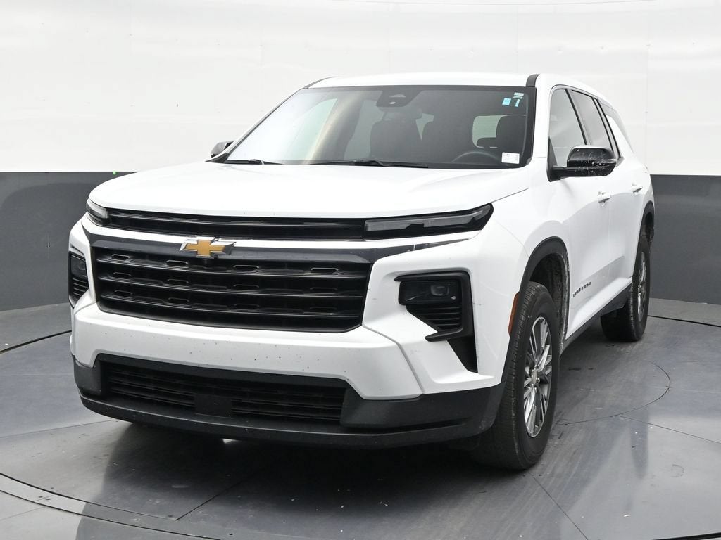 2024 Chevrolet Traverse LS