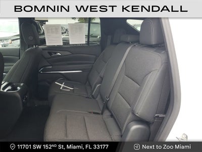 2024 Chevrolet Traverse LS