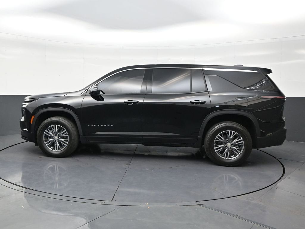 2024 Chevrolet Traverse LS