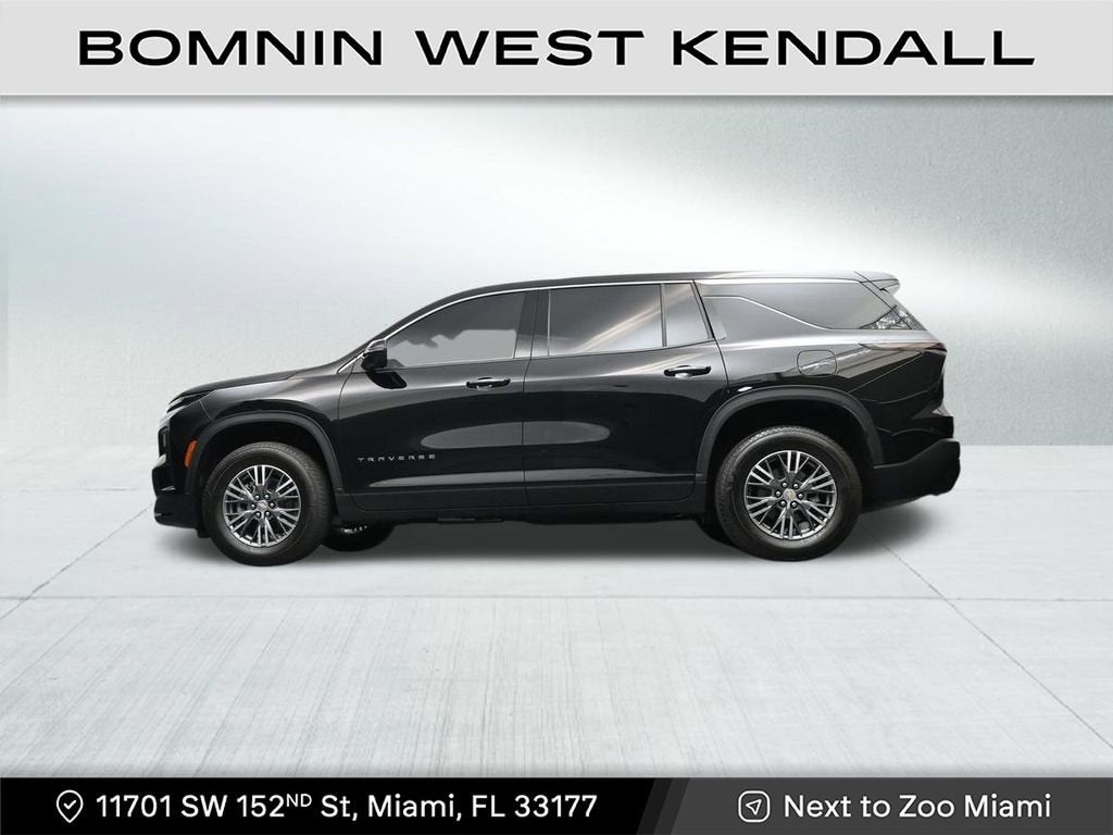 2024 Chevrolet Traverse LS
