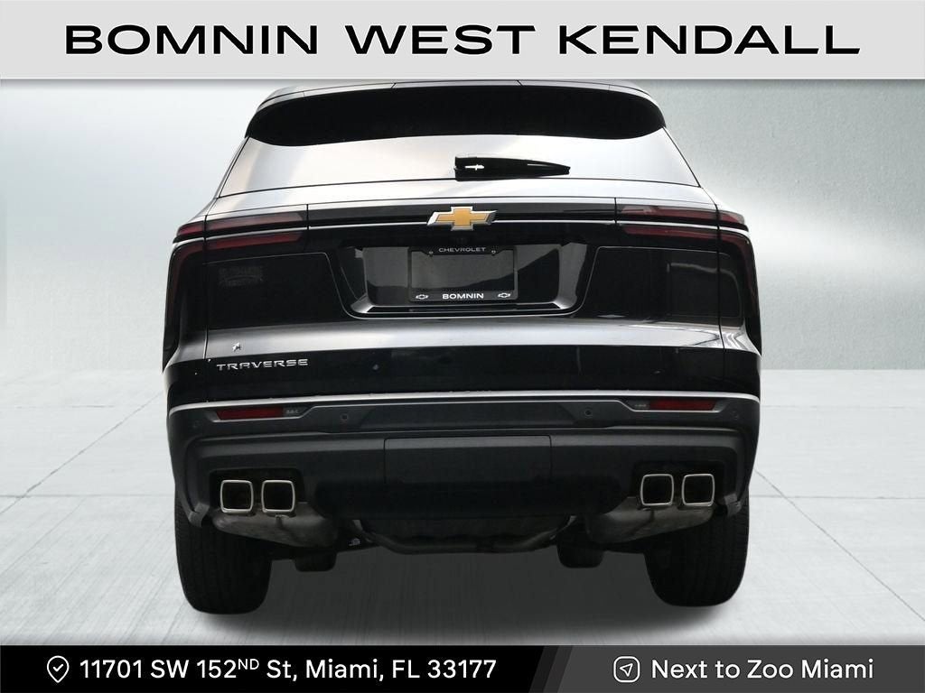 2024 Chevrolet Traverse LS