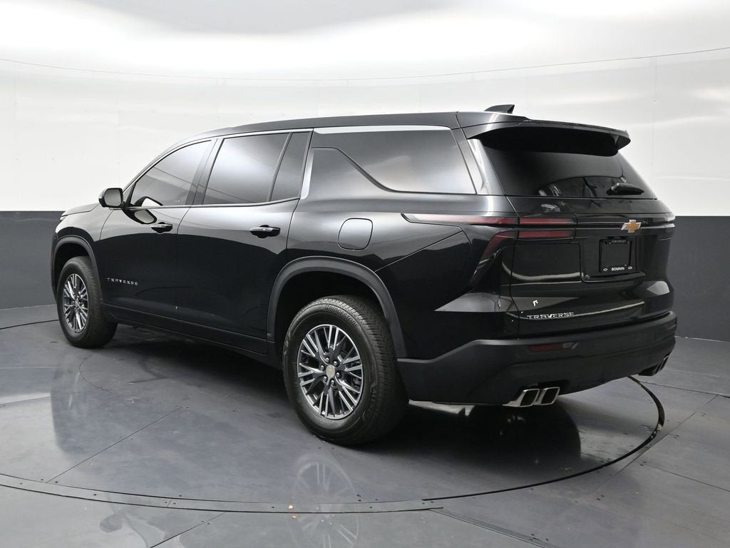 2024 Chevrolet Traverse LS