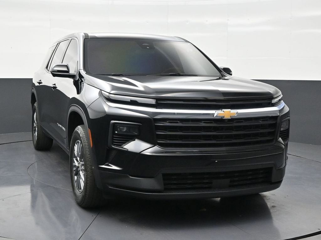 2024 Chevrolet Traverse LS