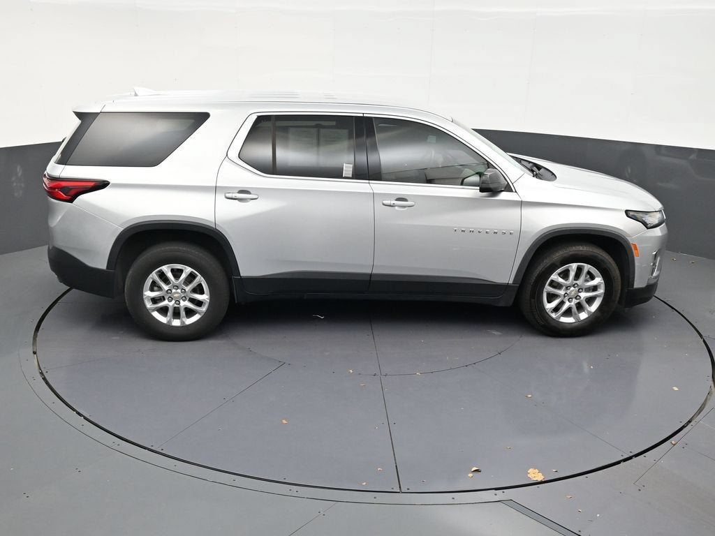 2022 Chevrolet Traverse LS