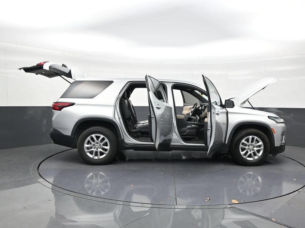 2022 Chevrolet Traverse LS