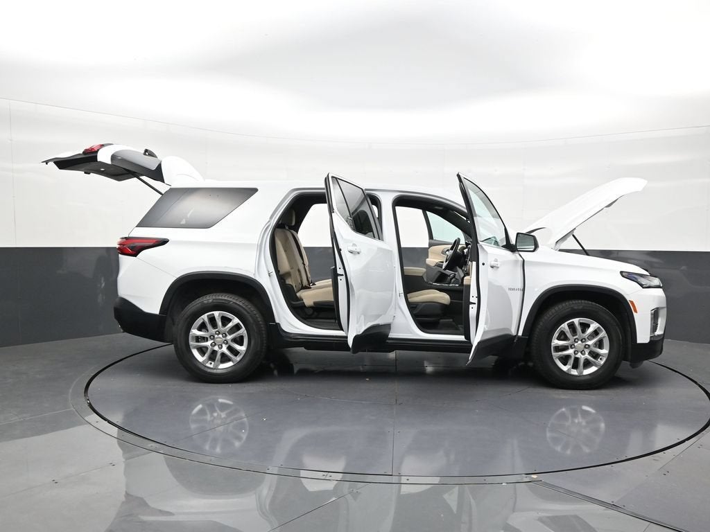 2023 Chevrolet Traverse LS