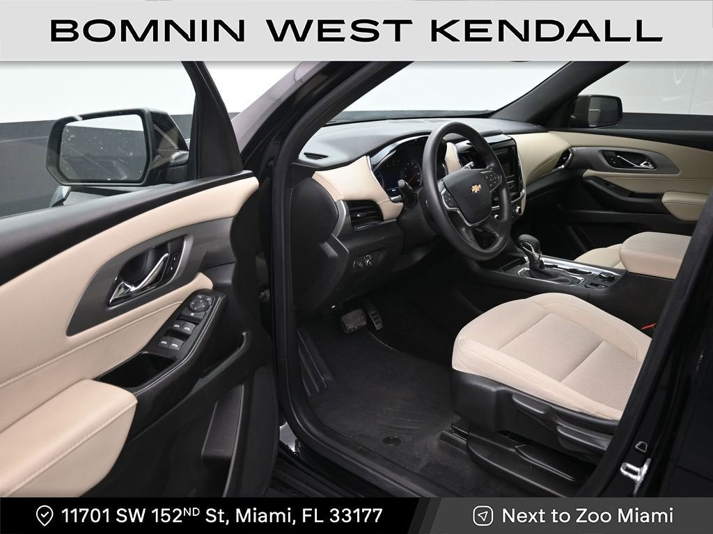 2023 Chevrolet Traverse LS