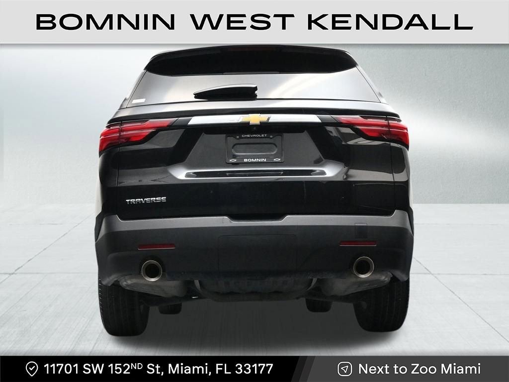 2023 Chevrolet Traverse LS