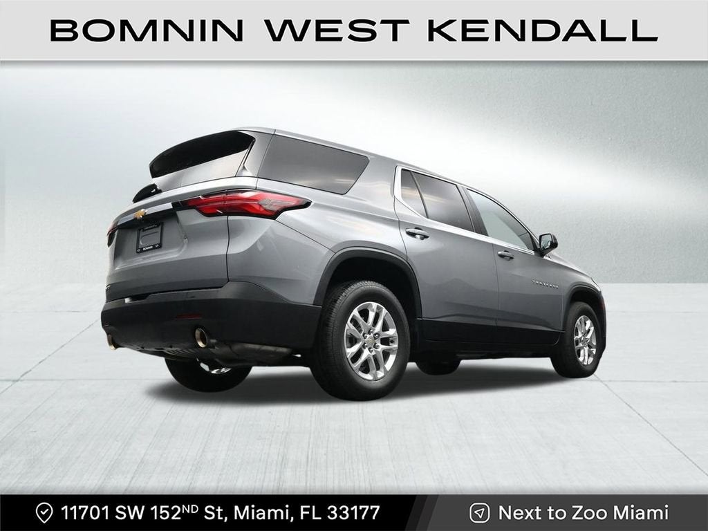 2023 Chevrolet Traverse LS