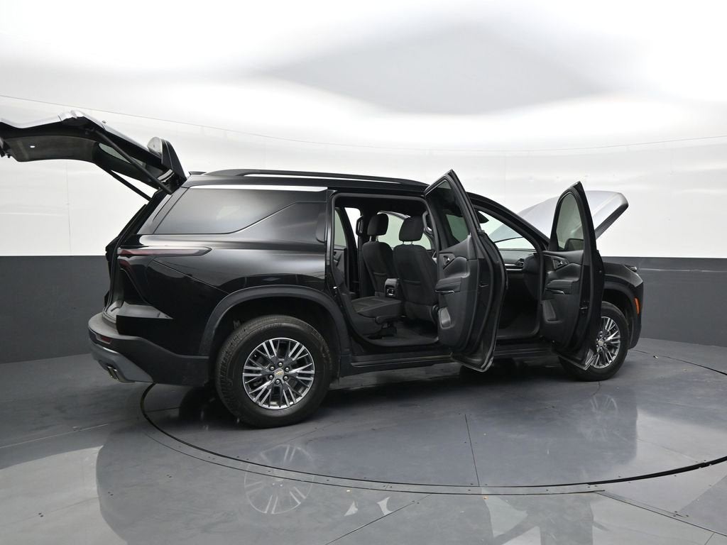 2024 Chevrolet Traverse LT