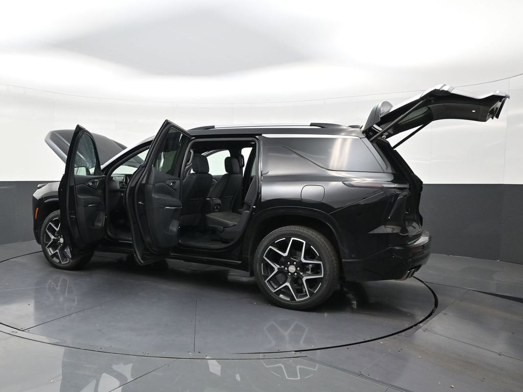 2025 Chevrolet Traverse High Country