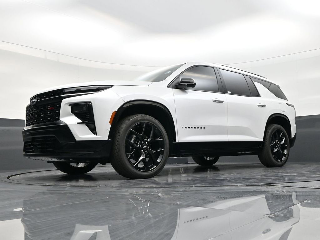2025 Chevrolet Traverse RS