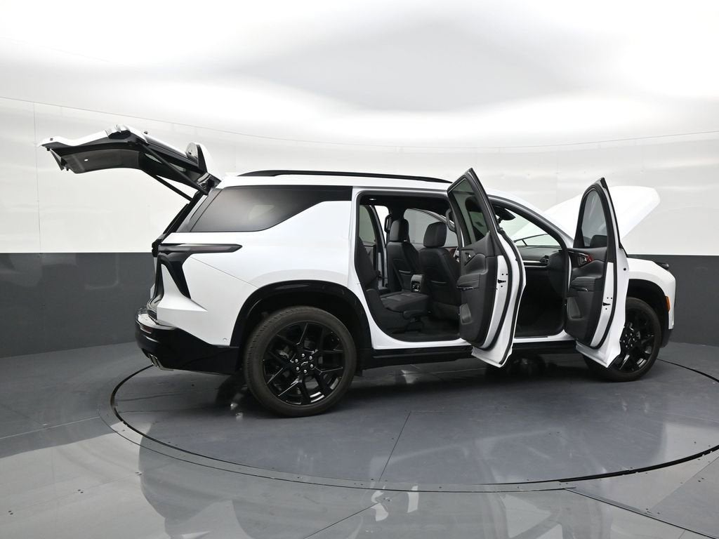 2025 Chevrolet Traverse RS