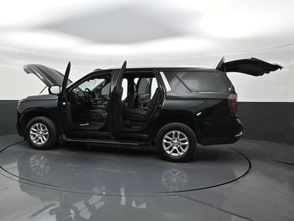 2025 Chevrolet Tahoe LS