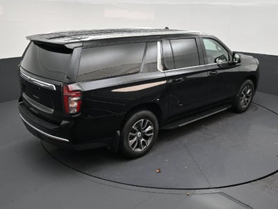 2023 Chevrolet Suburban LT