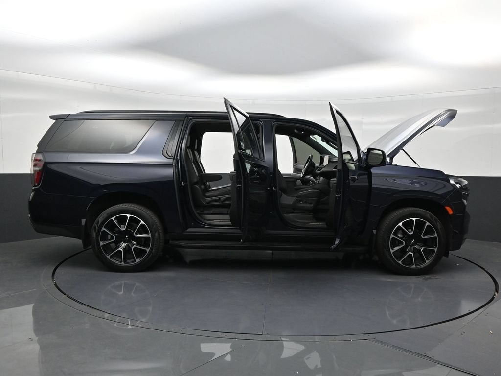 2024 Chevrolet Suburban RST