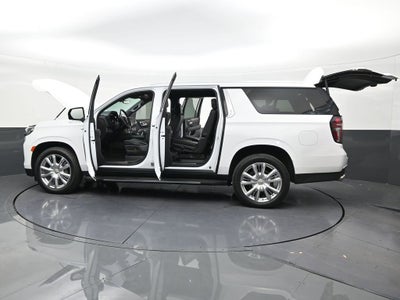2022 Chevrolet Suburban High Country