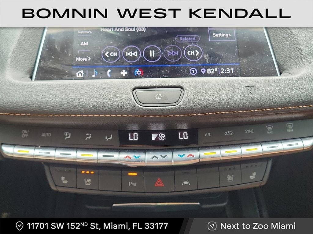 2020 Cadillac XT4 Premium Luxury