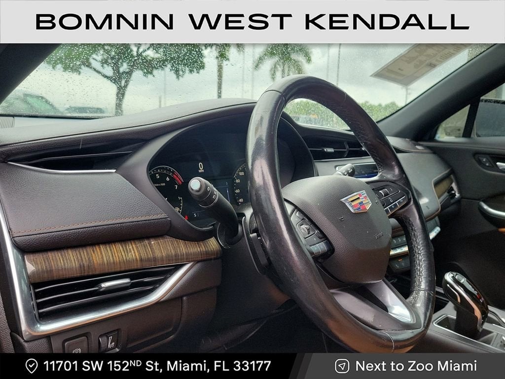 2020 Cadillac XT4 Premium Luxury