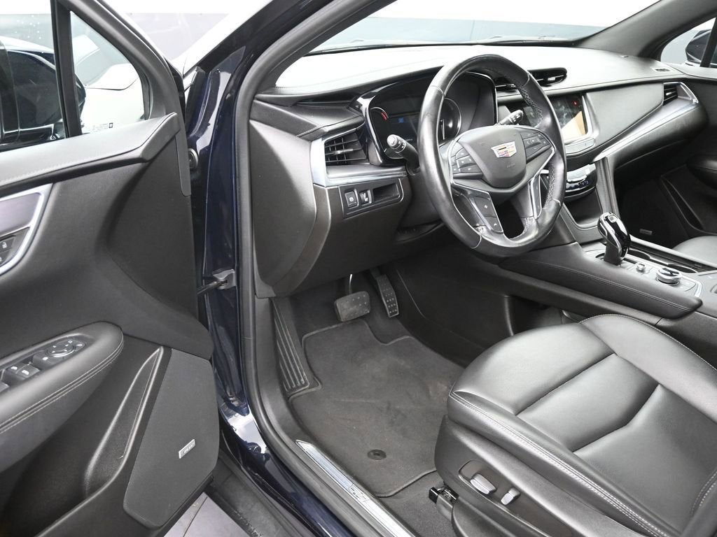 2022 Cadillac XT5 Luxury