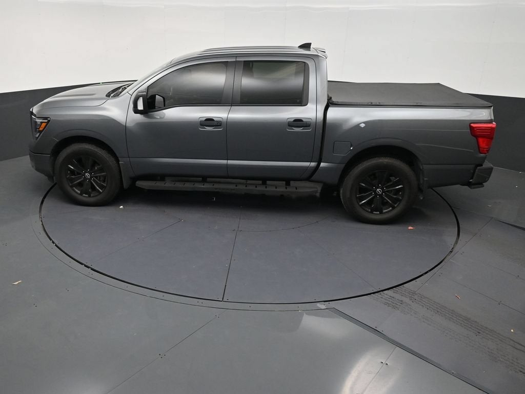 2023 Nissan TITAN Crew Cab SV 4x4