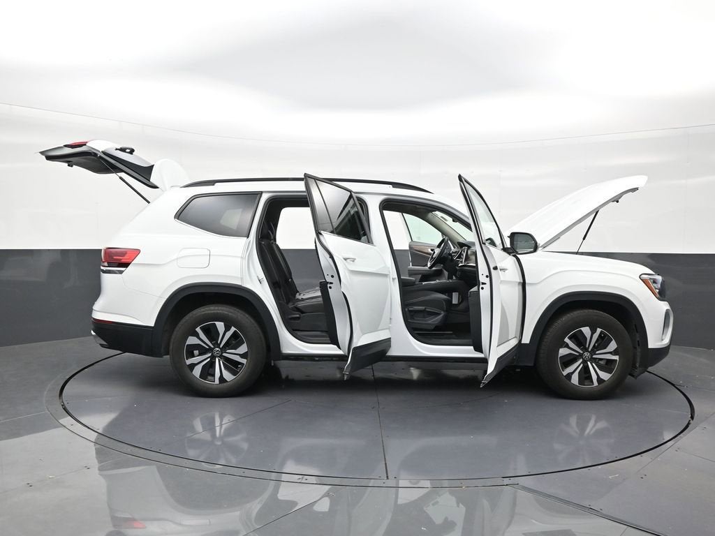 2025 Volkswagen Atlas 2.0T SE