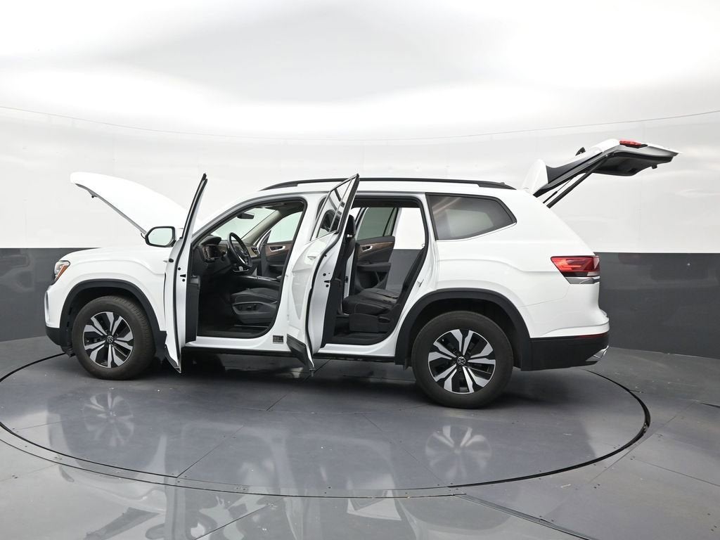 2025 Volkswagen Atlas 2.0T SE