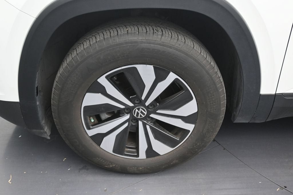 2025 Volkswagen Atlas 2.0T SE
