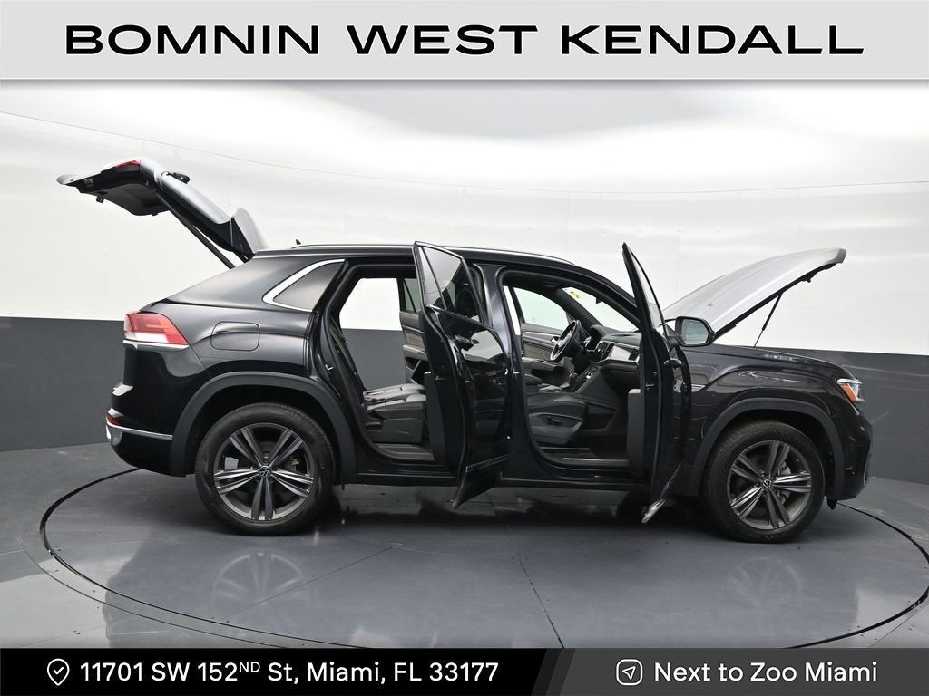 2022 Volkswagen Atlas Cross Sport 2.0T SEL R-Line