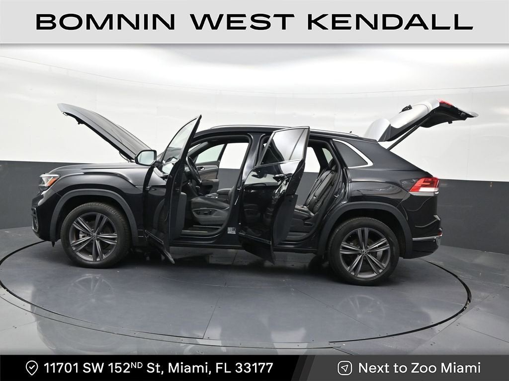 2022 Volkswagen Atlas Cross Sport 2.0T SEL R-Line