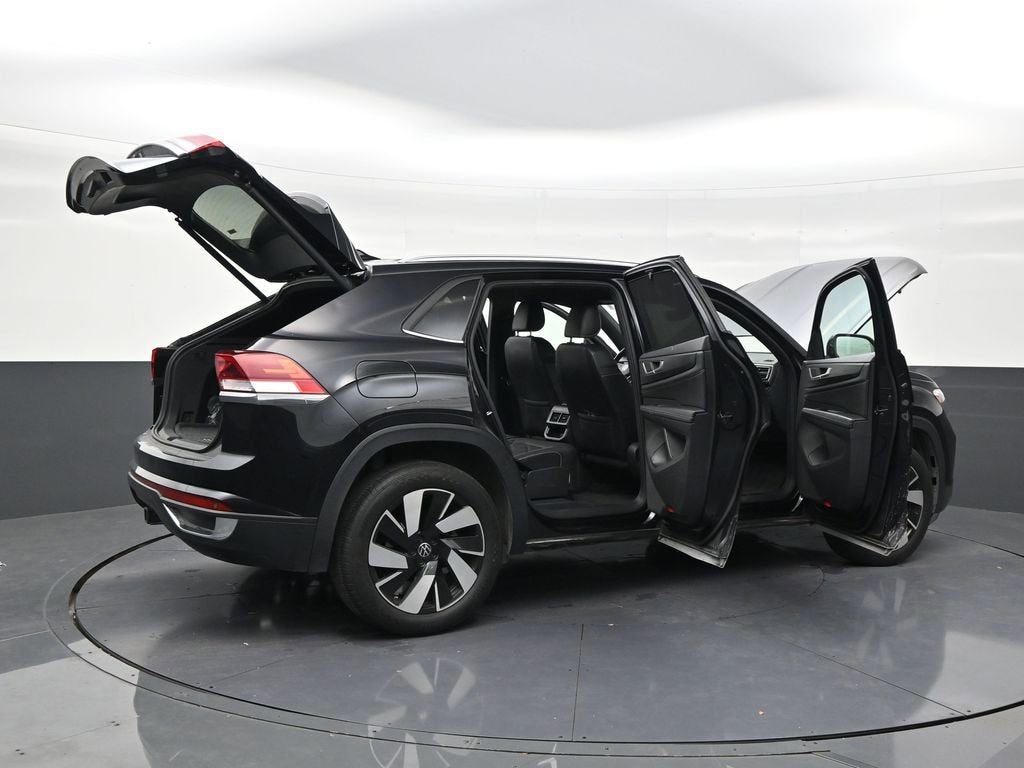 2024 Volkswagen Atlas Cross Sport 2.0T SE w/Technology