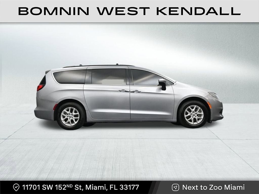 2020 Chrysler Voyager LXI