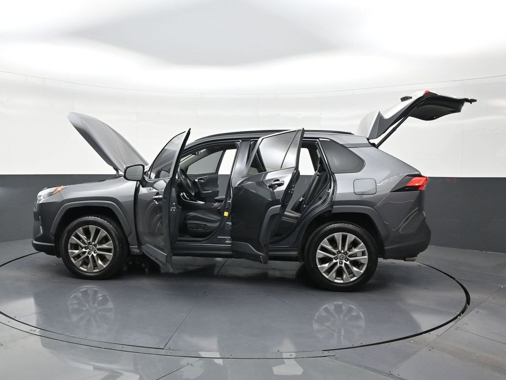 2022 Toyota RAV4 XLE Premium