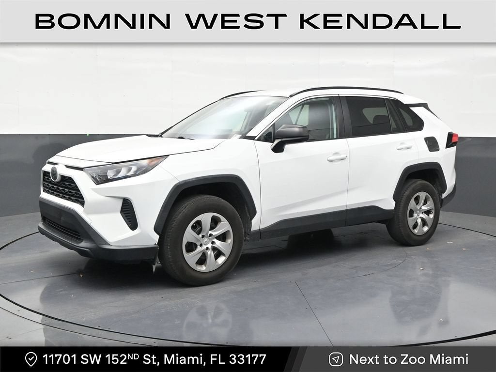 2020 Toyota RAV4 LE
