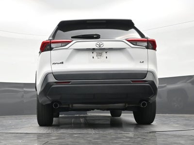 2020 Toyota RAV4 LE