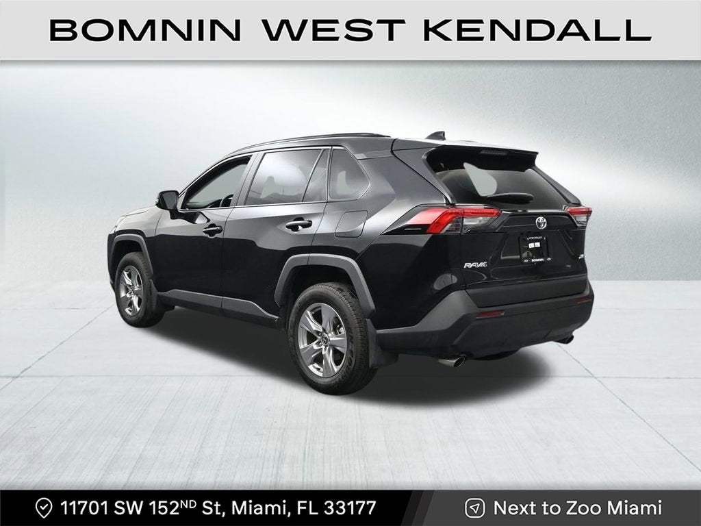 2025 Toyota RAV4 XLE