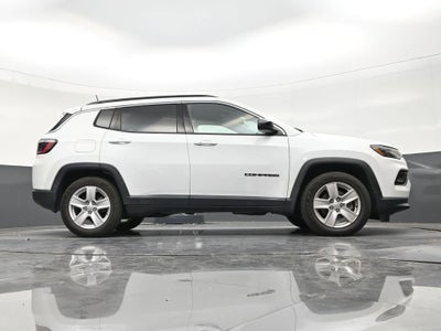 2022 Jeep Compass Latitude FWD