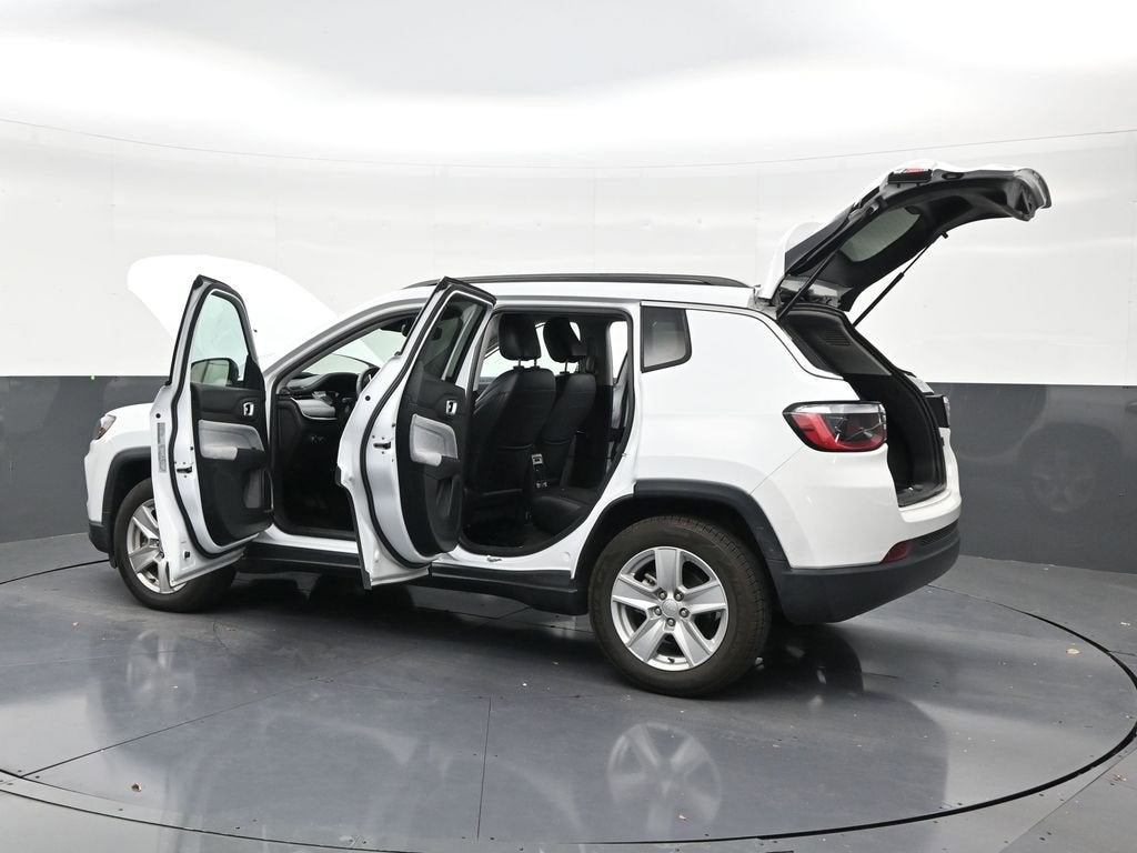 2022 Jeep Compass Latitude FWD